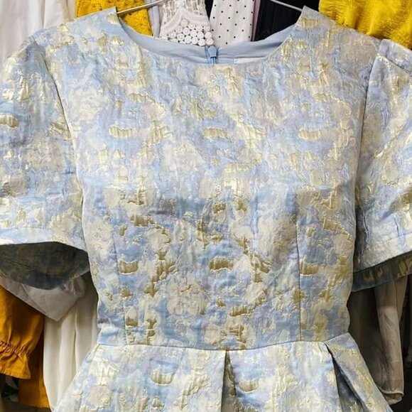 White dress - Picture 2 of 3